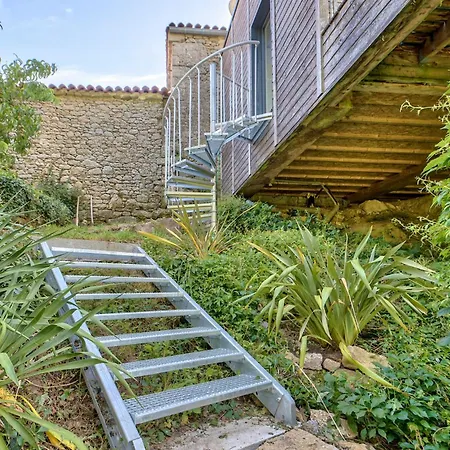 Renovated In The Heart Of Nature In Vendee *